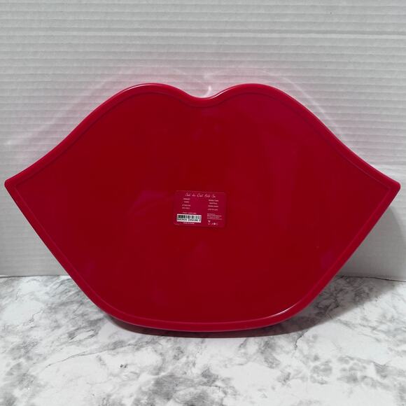 Beauty Creations Lip Shaped Case (ONLY) Red Plastic Box Trinket Makeup Jewelry - Picture 4 of 7